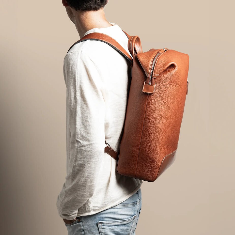 LUNDI PARIS - Sac à dos ROMEO en cuir Cognac - Lothaire