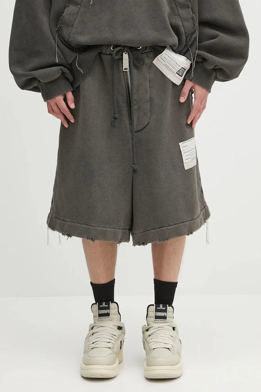 MAISON MIHARA - MMY - Amateur Sewn shorts Black - Lothaire