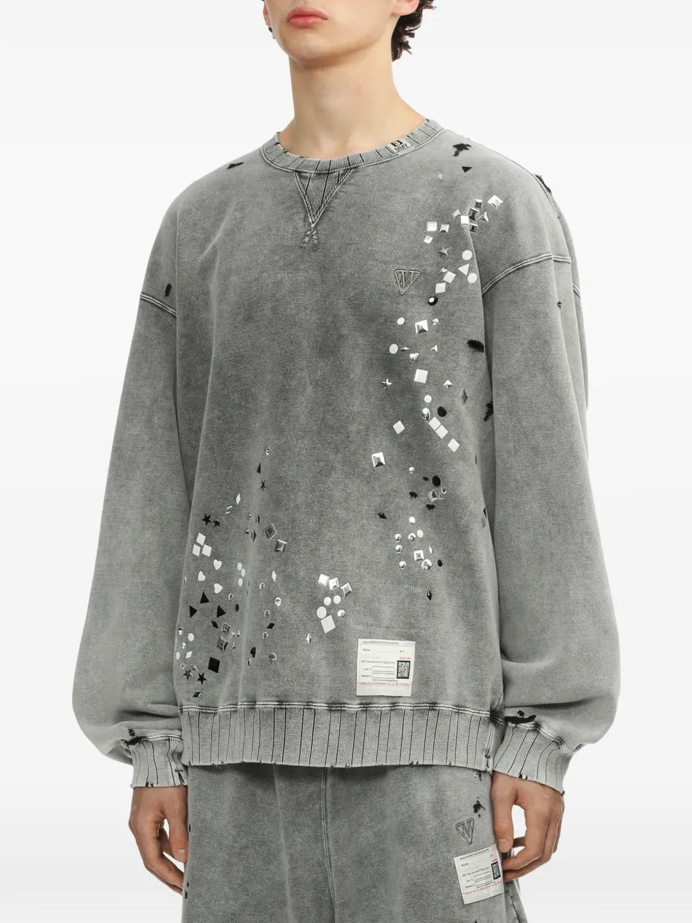 MAISON MIHARA - Sweat à effet usé à ornements gris - Lothaire