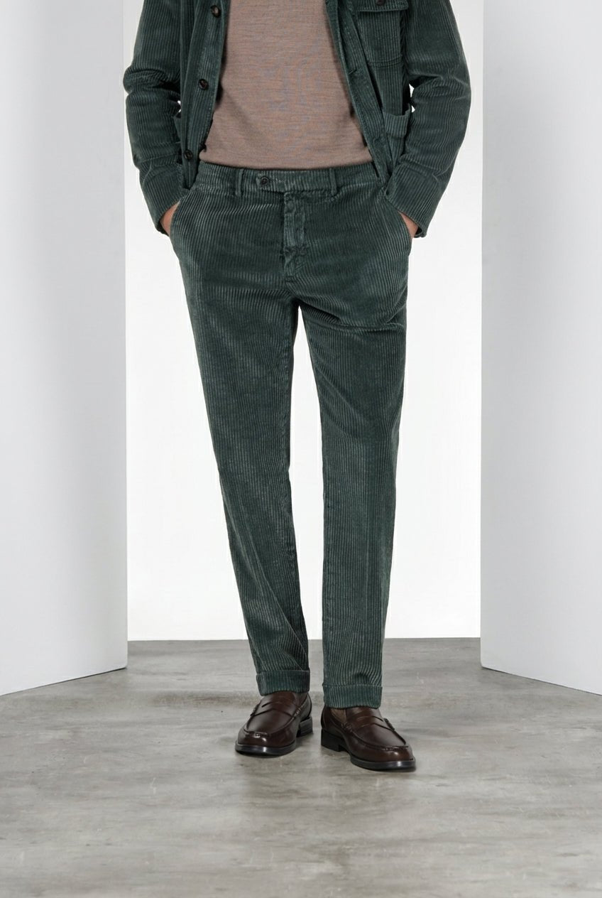 MASON'S - Pantalon chino Paris en velours côtelé Vert foncé - Lothaire