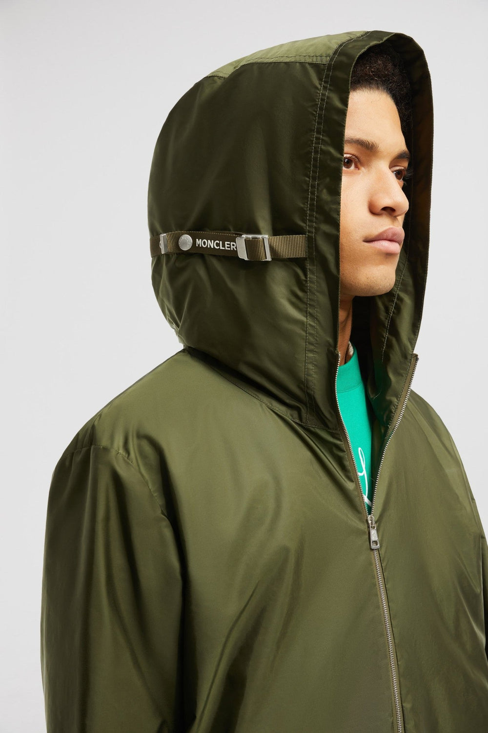 MONCLER - Coupe - vent Remoray à capuche vert - Lothaire