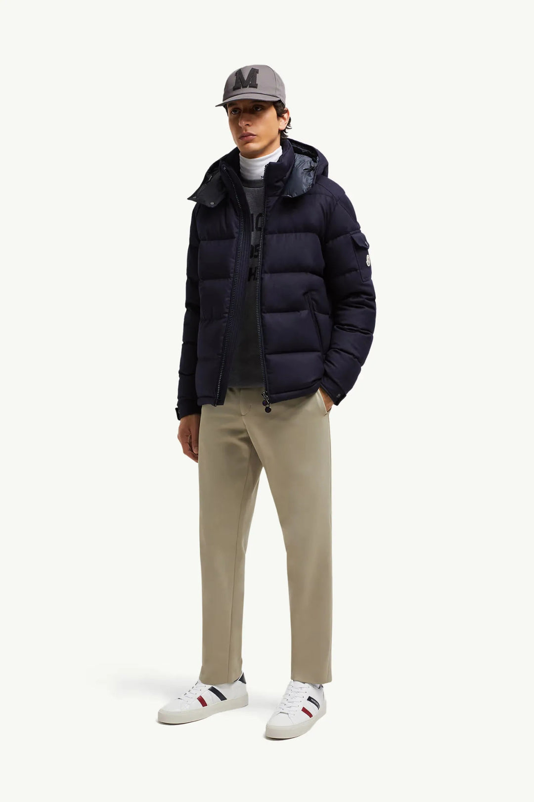 MONCLER - Doudoune courte à capuche en flanelle de laine Montgenevre bleu - Lothaire