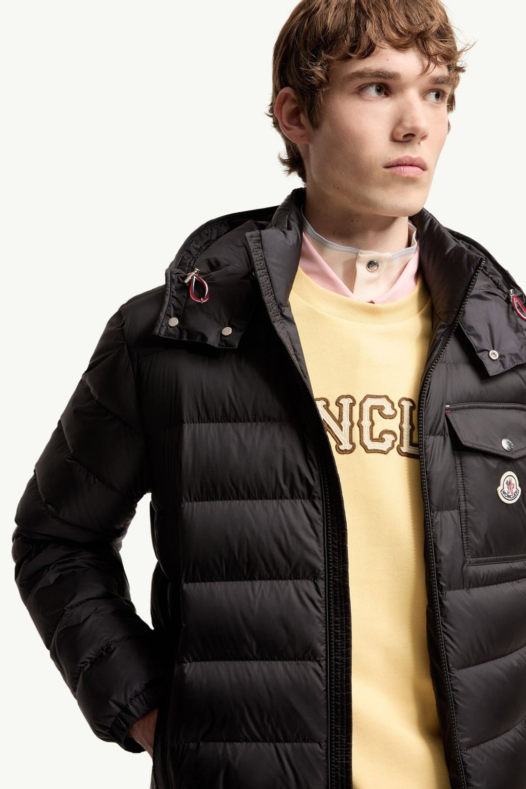 MONCLER – Doudoune courte à capuche Verith Noir - Lothaire