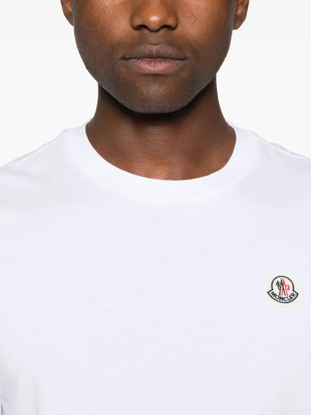 MONCLER - T-shirt col rond à logo appliqué blanc - Lothaire