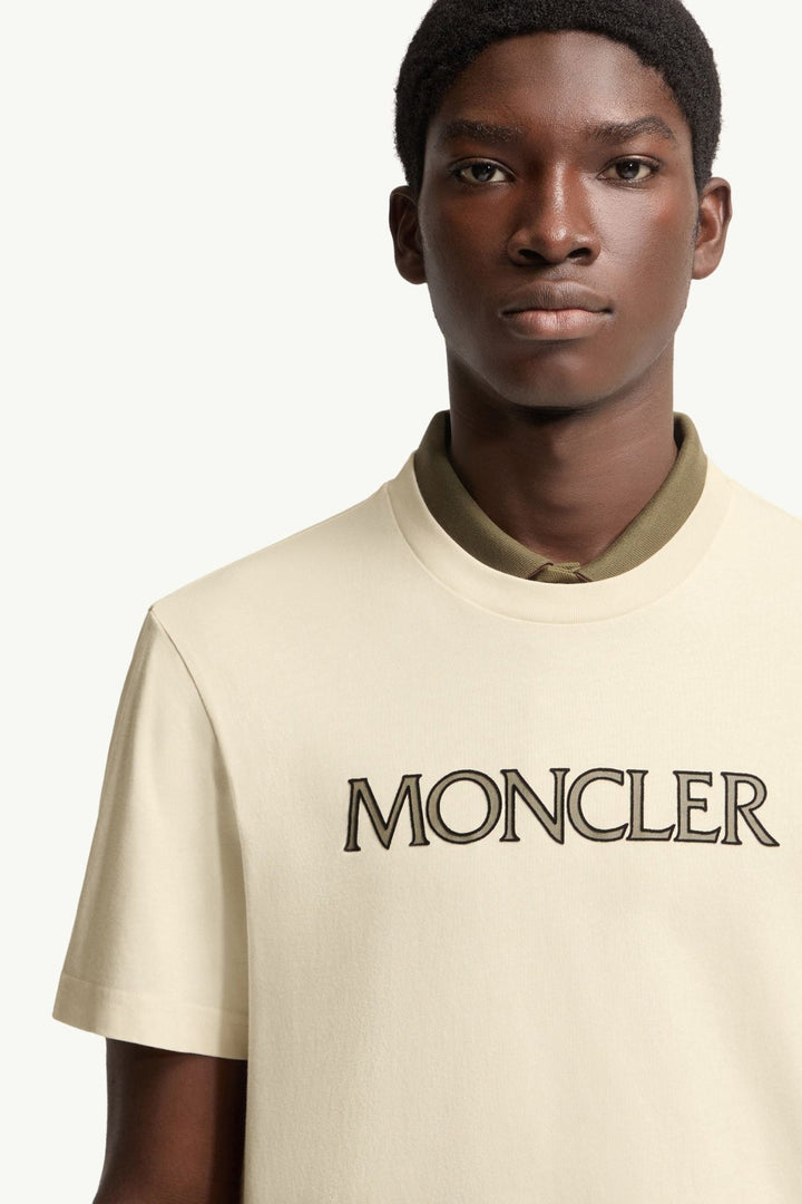 MONCLER - T-shirt en Coton à Imprimé Logo Écru - Lothaire