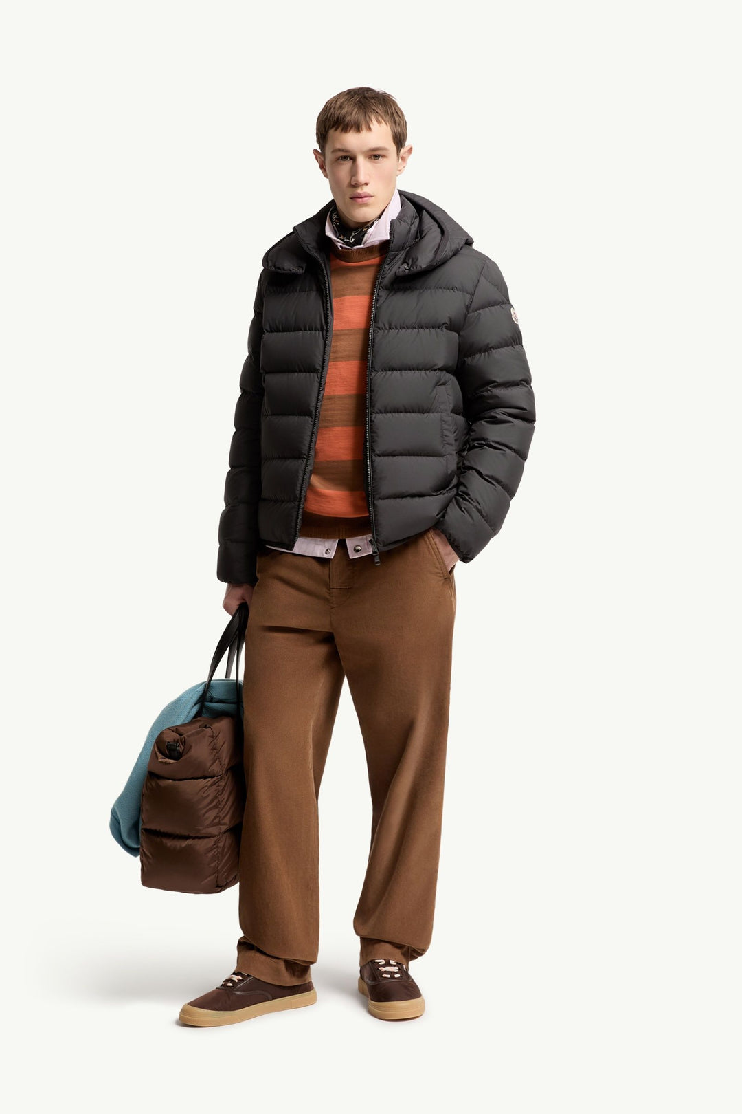 MONCLER - Doudoune courte Montbrocq à capuche Noir