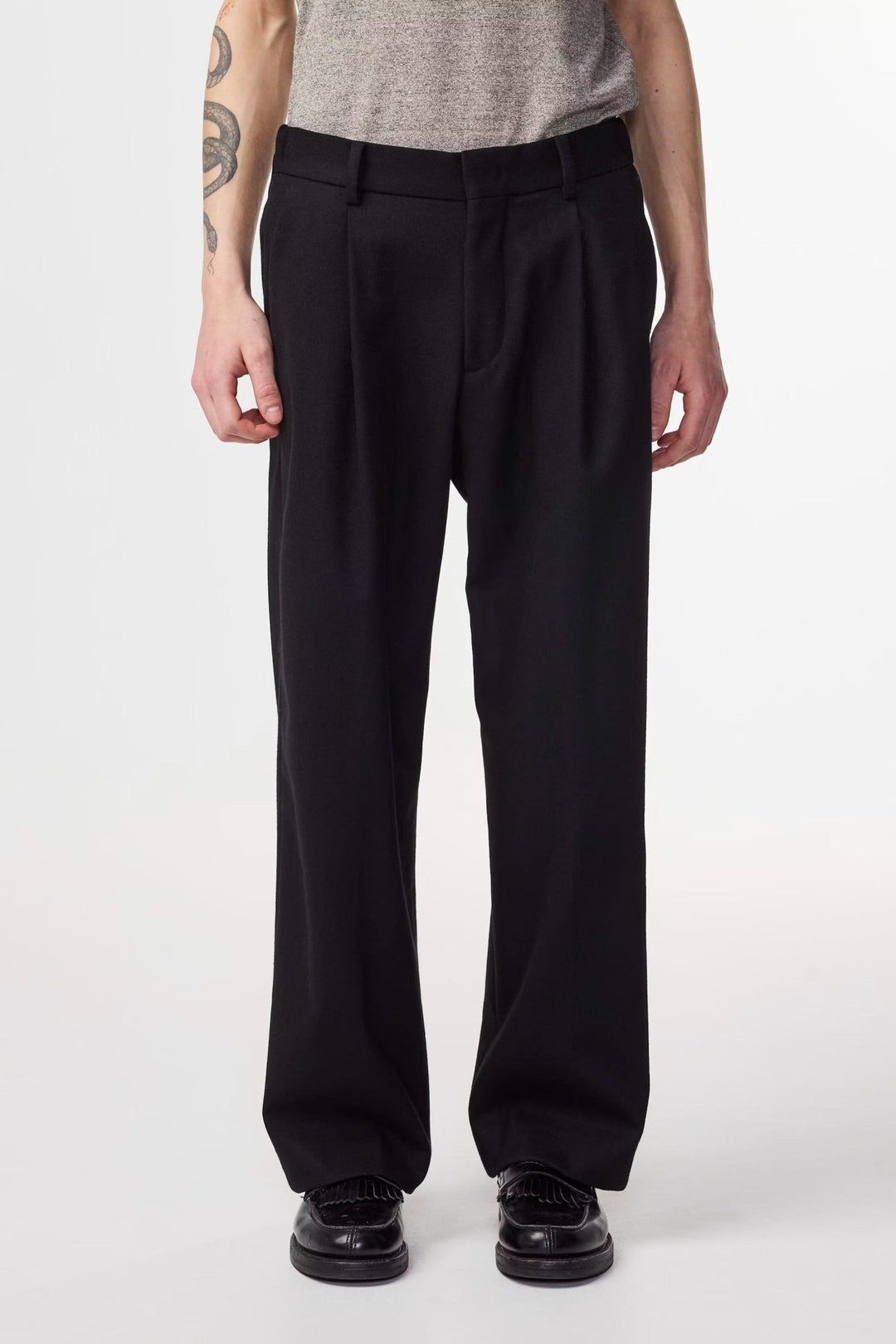 NN. 07 - Pantalons Kay Relaxed Fit Wool Blend Pant Noire - Lothaire