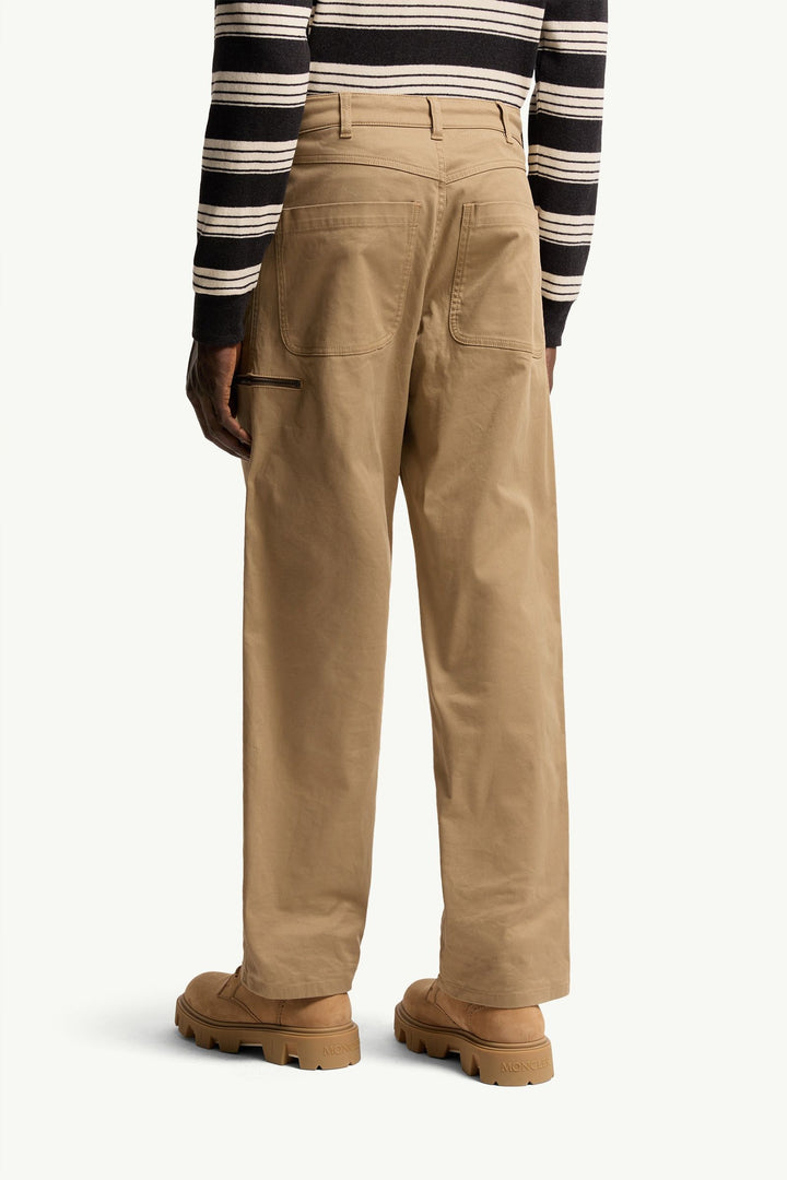 MONCLER - Pantalon en gabardine stretch Beige