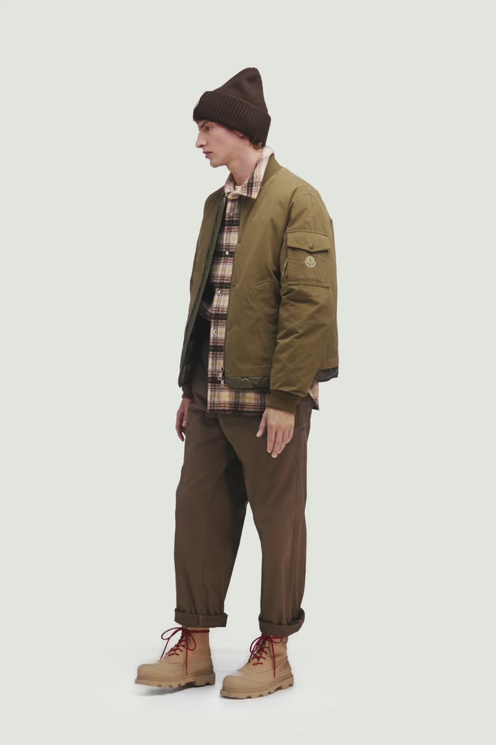 MONCLER - Doudoune courte Venclis en toile Beige