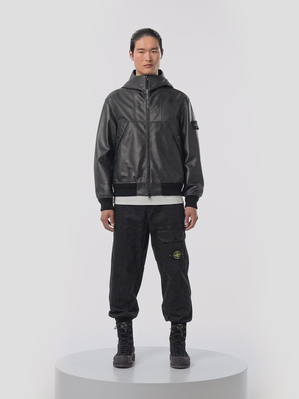 STONE ISLAND - Veste en cuir à capuche noir