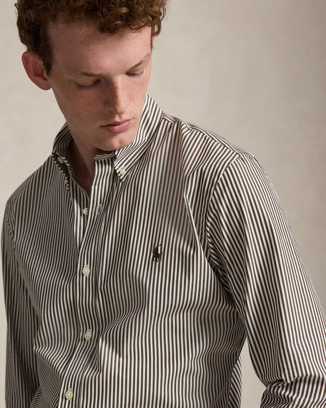 POLO RALPH LAUREN - Chemise rayée en popeline Custom Fit Marron cannelle / Blanc