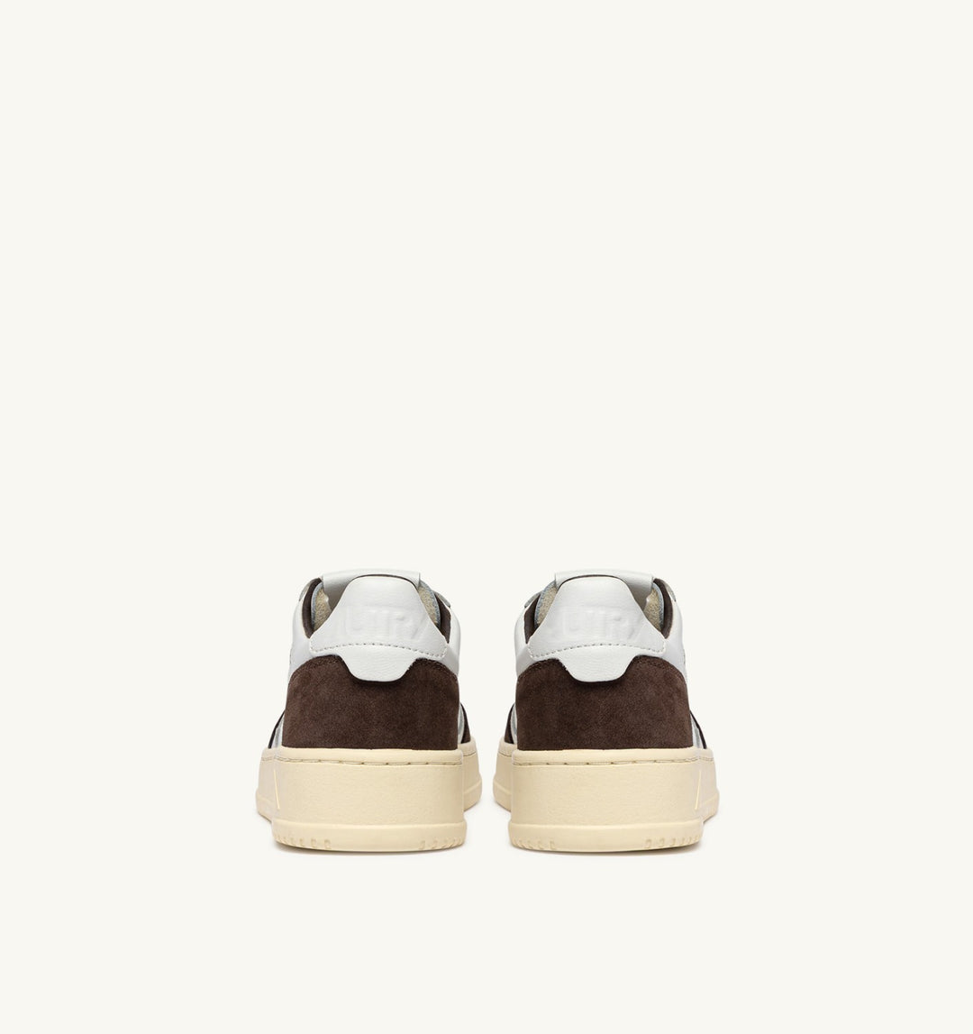 AUTRY - Baskets Medalist Low en cuir Blanc / Acajou