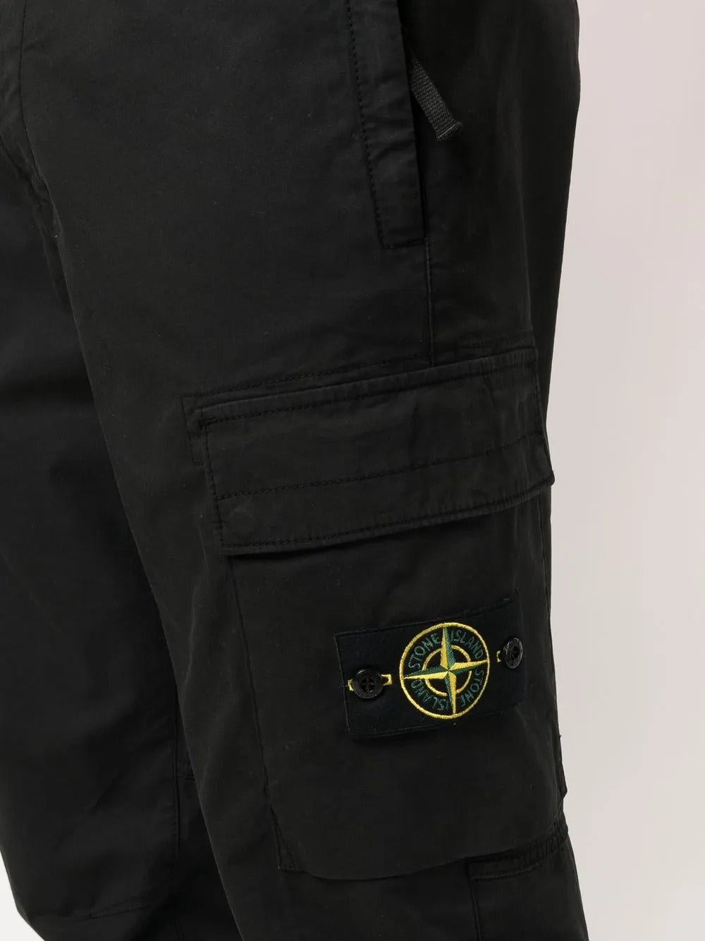 STONE ISLAND - Pantalons Fuselé à Patch Compass Noir - Lothaire