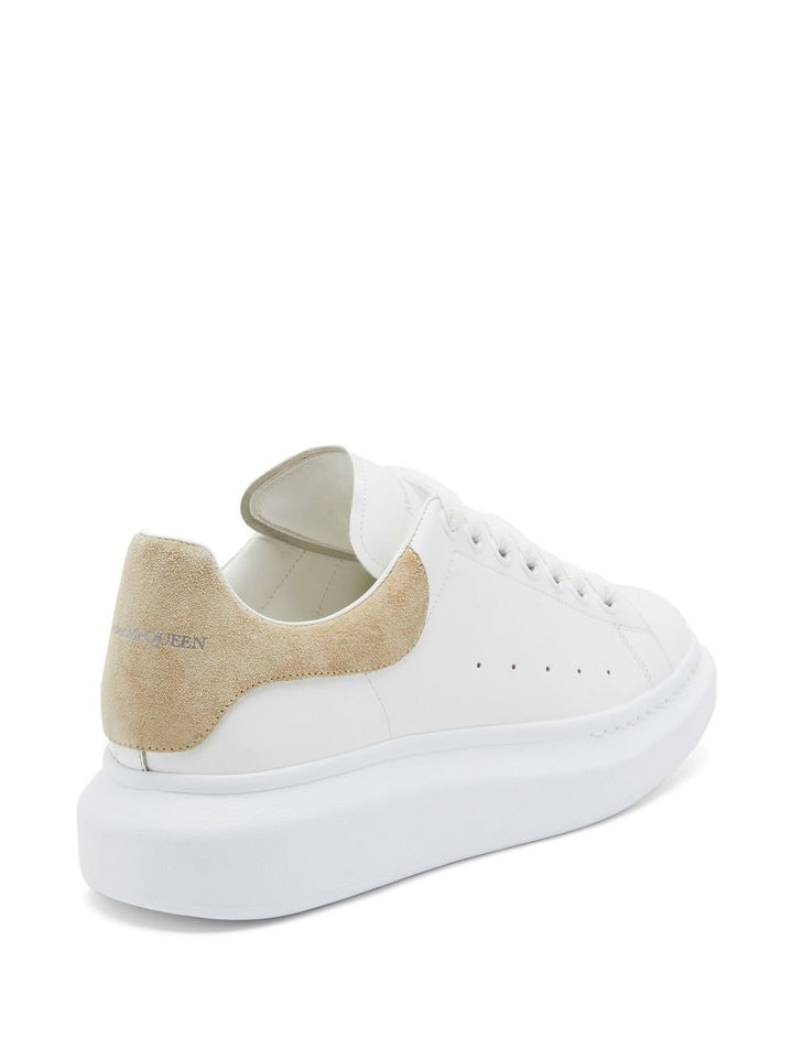 Alexander McQueen Baskets Oversized Beige - Lothaire