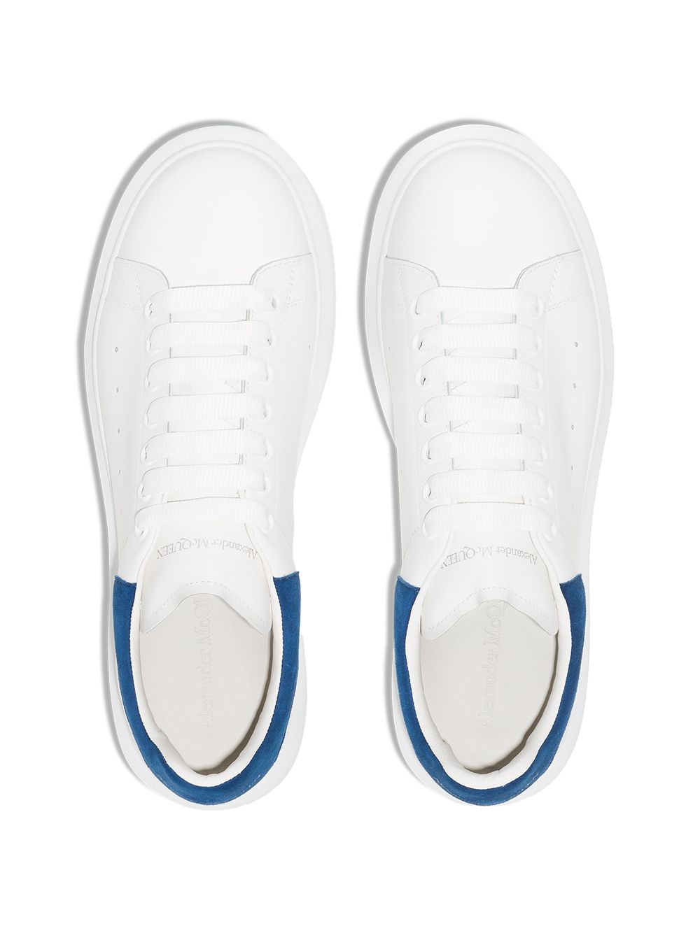 Alexander McQueen Baskets Oversized blanc/bleu - Lothaire boutiques (6573096927397)