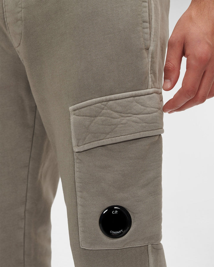 C.P Company Pantalon gris Brushed & Emerized Diagonal Fleece - Lothaire boutiques