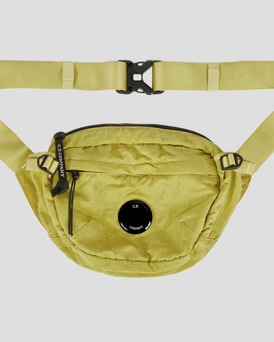 C.P. Company Sac bandoulière Nylon B Crossbody Pack Golden Palm - Lothaire boutiques