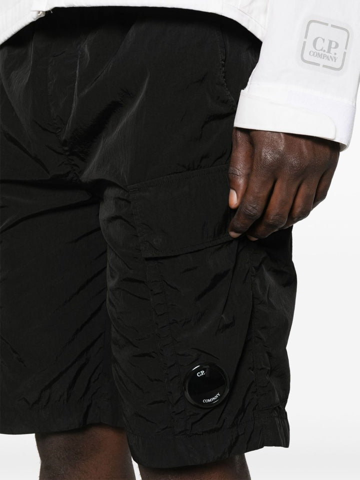 C.P. COMPANY - Short black cargo - Lothaire