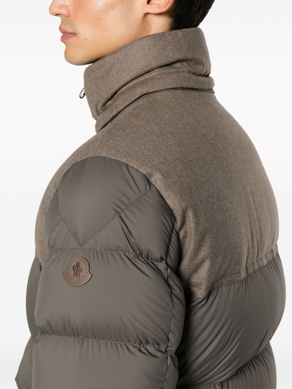 Moncler - Doudoune courte Olive Mussala - Lothaire