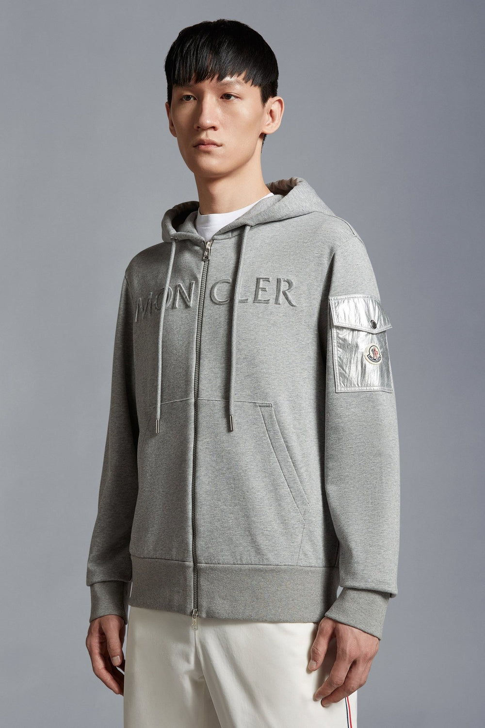 Moncler Sweat Grey à capuche à logo embossé - Lothaire