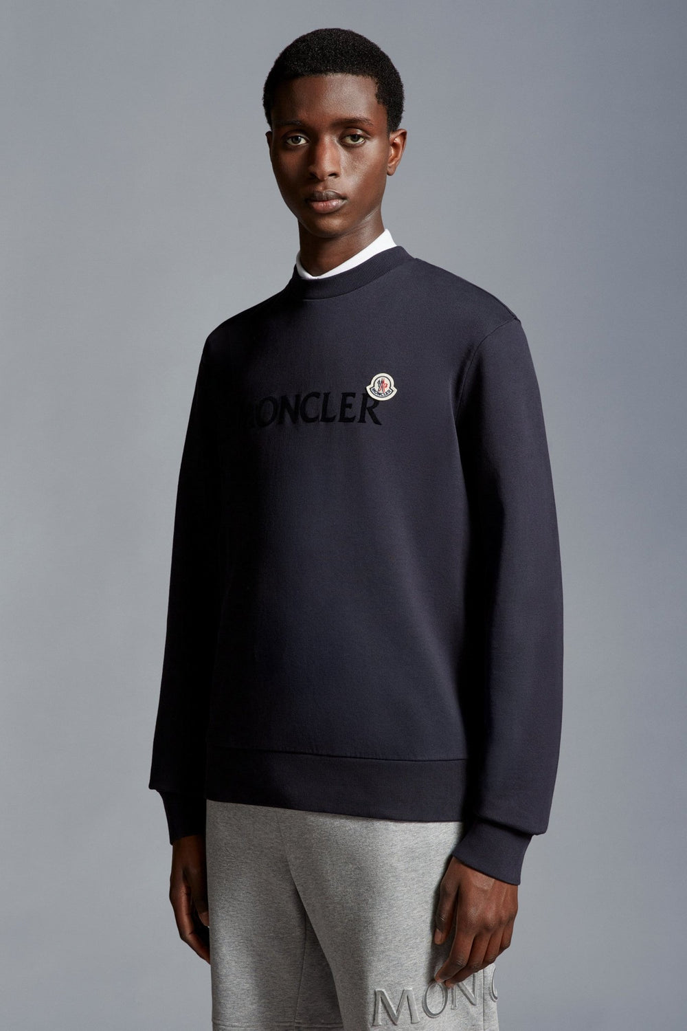 Moncler Sweat Navy à patch logo - Lothaire
