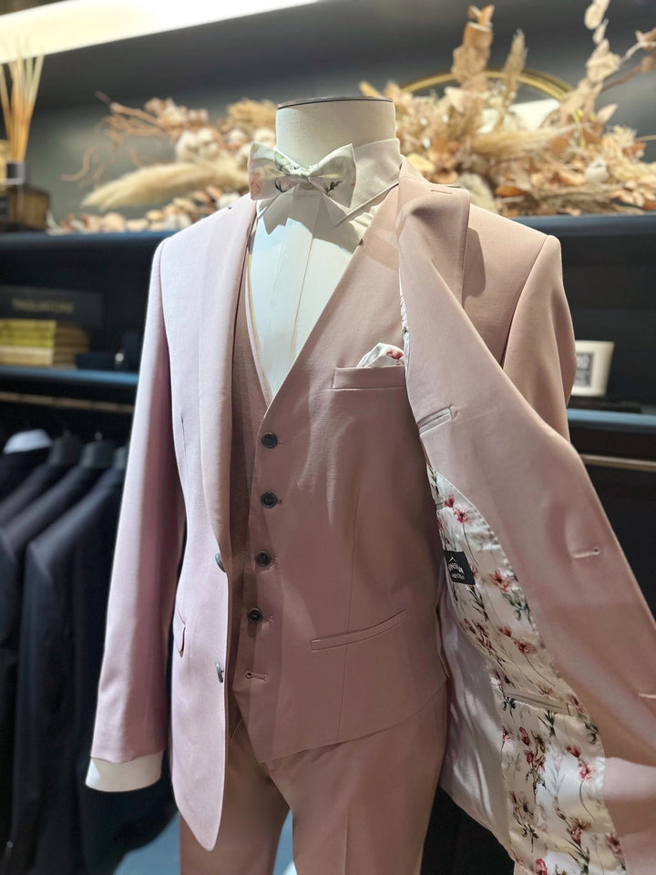 Monsieur Hector Costume Louis 1604 - Lothaire