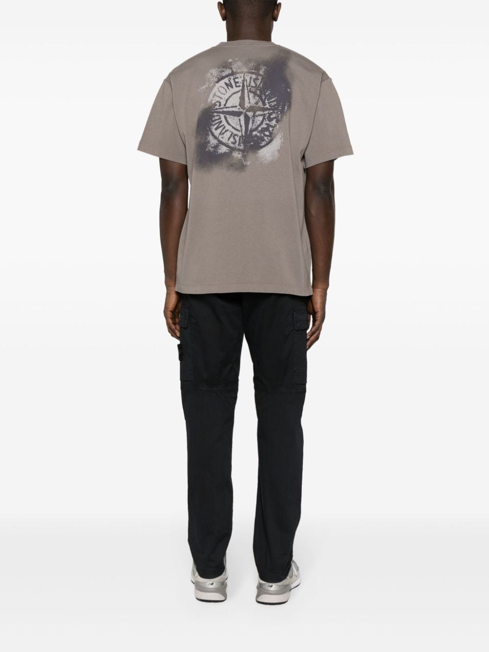 Stone Island - T-Shirt Dove grey 2RC89 'SCRATCHED PAINT ONE' PRINT - Lothaire