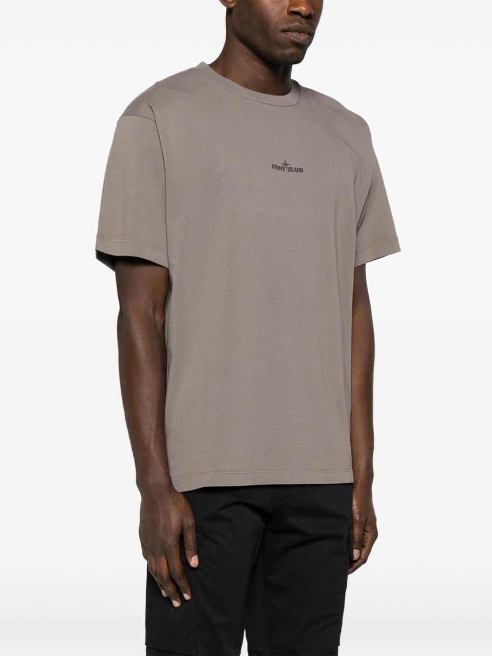 Stone Island - T-Shirt Dove grey 2RC89 'SCRATCHED PAINT ONE' PRINT - Lothaire